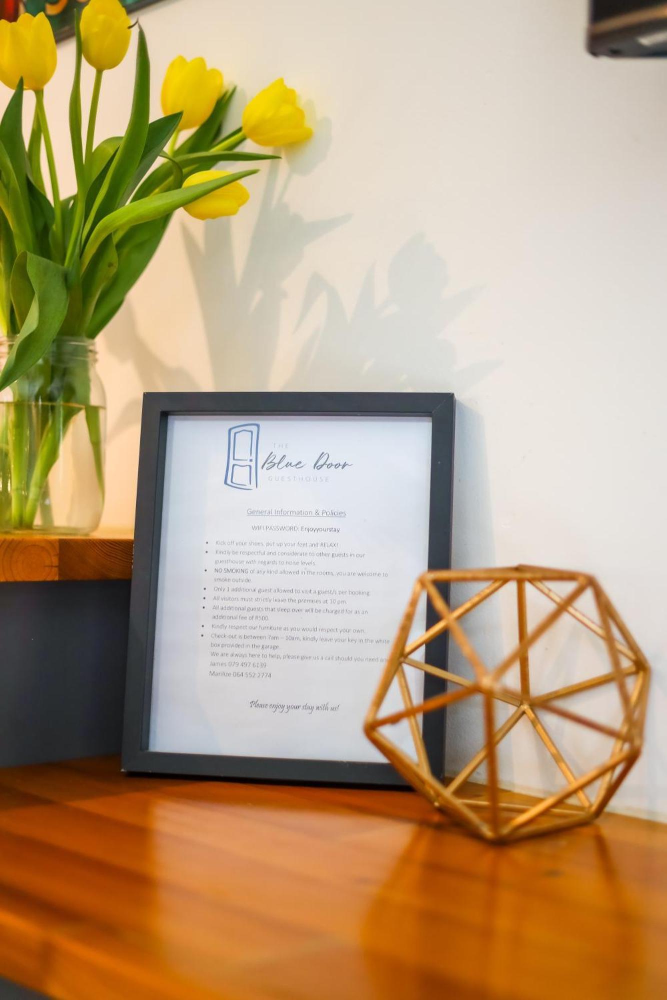 The Blue Door B&B East London Bagian luar foto