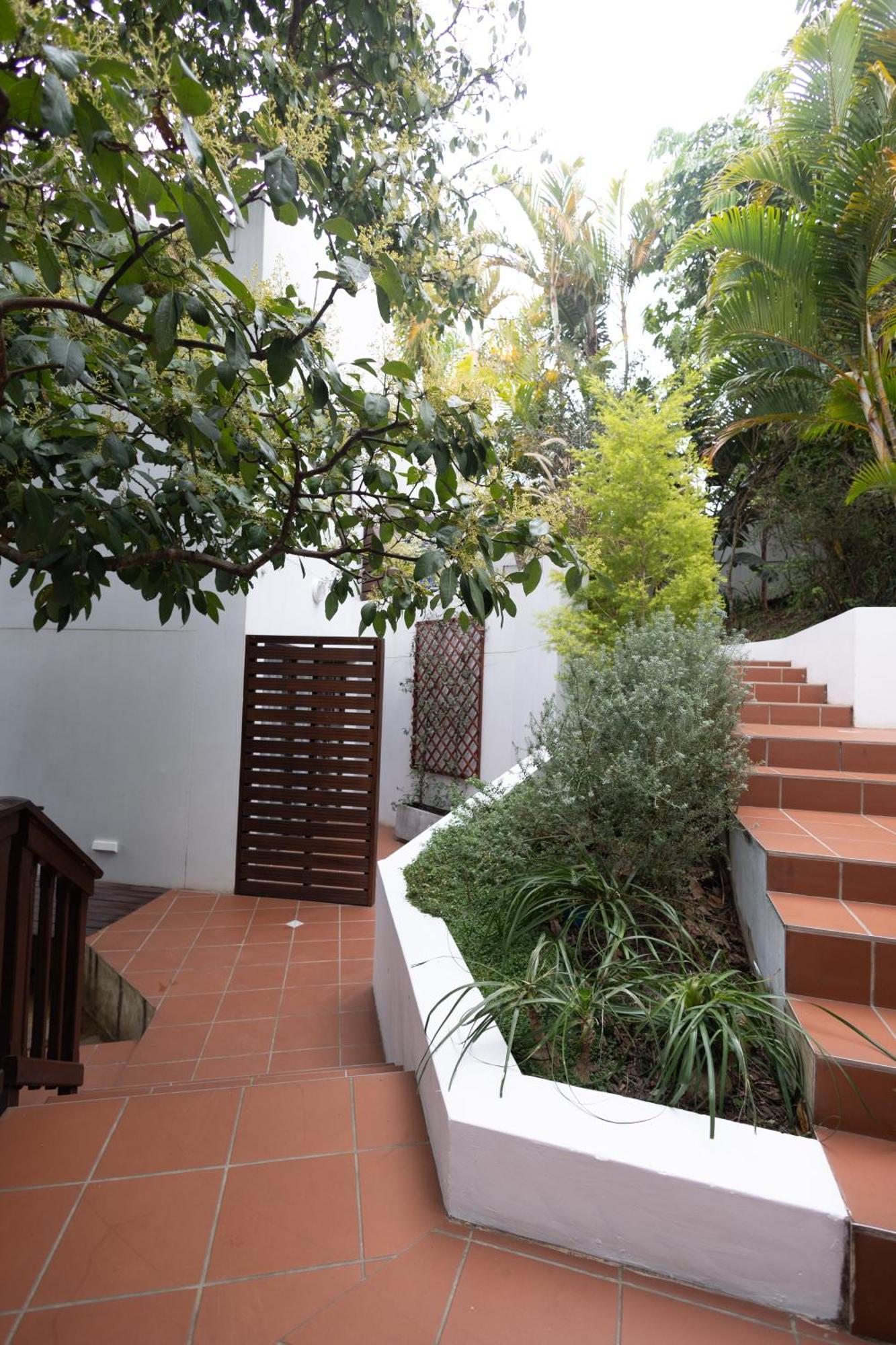 The Blue Door B&B East London Bagian luar foto